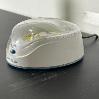 VWR Mini Centrifuge image 1